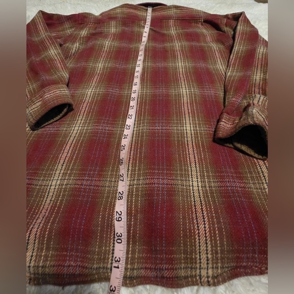 St. John's Bay Men's Red heavyweight flannel corduroy neck and wrist Sz. XL EUC - Picture 6 of 8